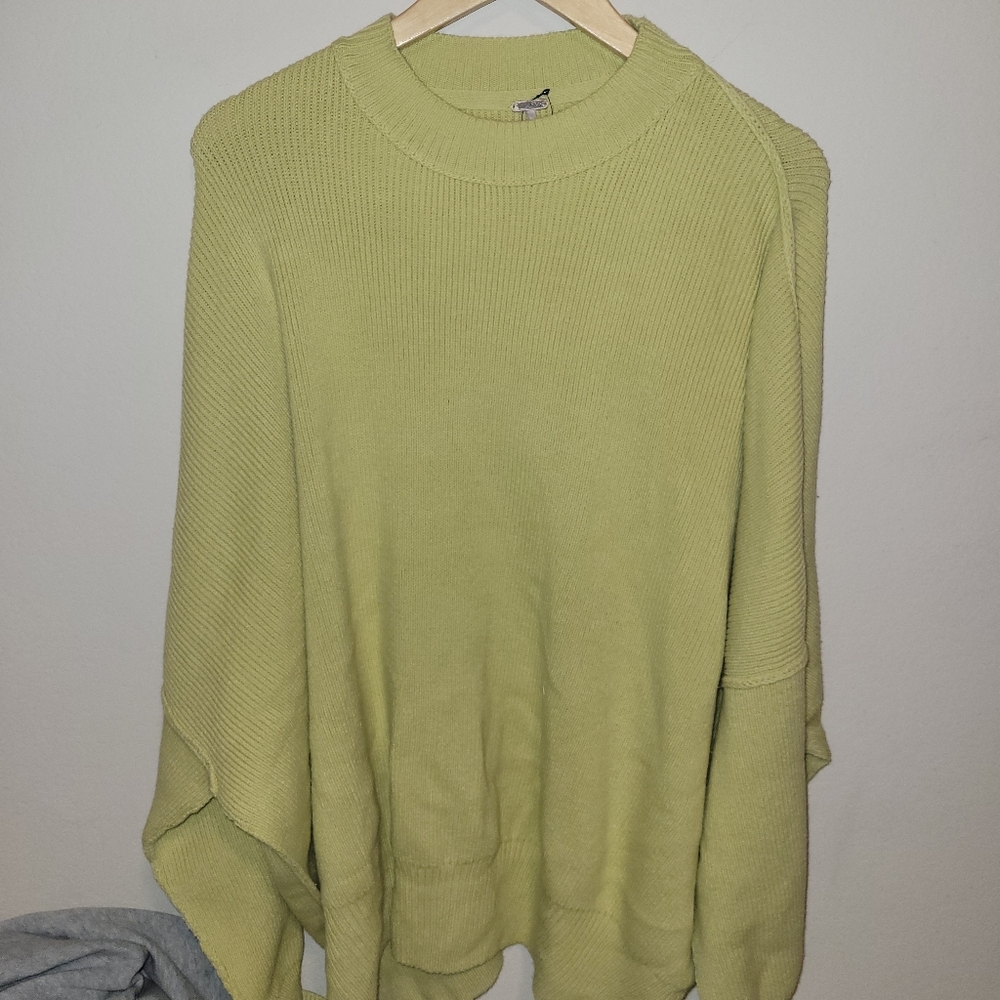 FREE PEOPLE NEW Light Green Oversized Sweater